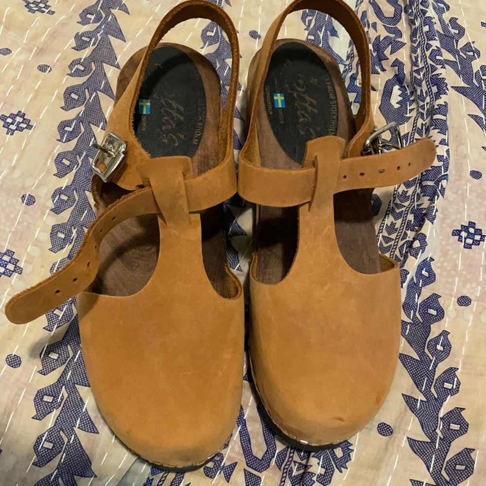 Lotta from Stockholm t-strap low wood clogs